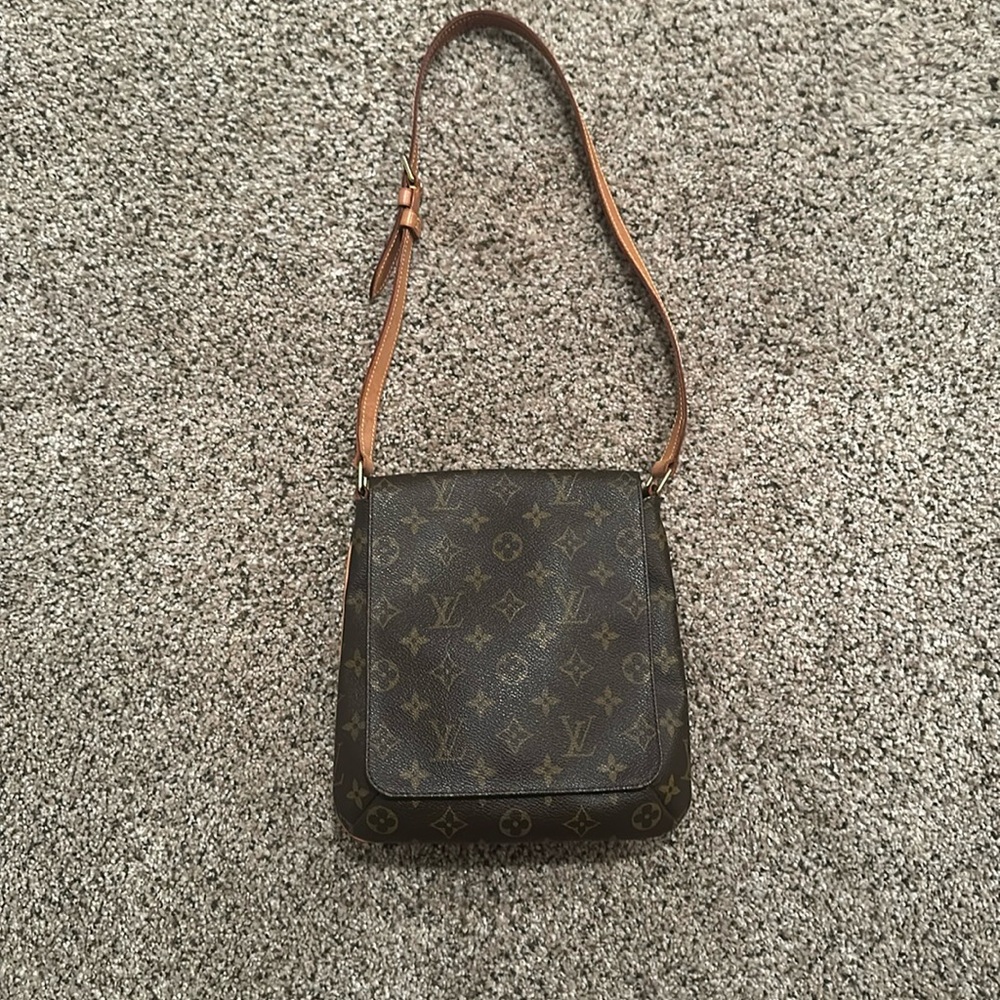 Louis Vuitton Musette Salsa PM - Picture 3 of 11